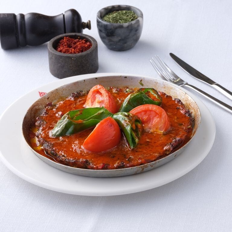 Hatay Usulü Tepsi Kebabı
