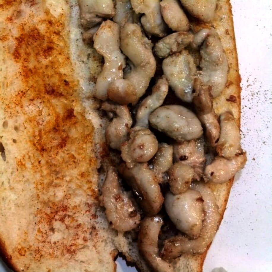 Yarım Ekmek Süt Kuzu Uykuluk Badem