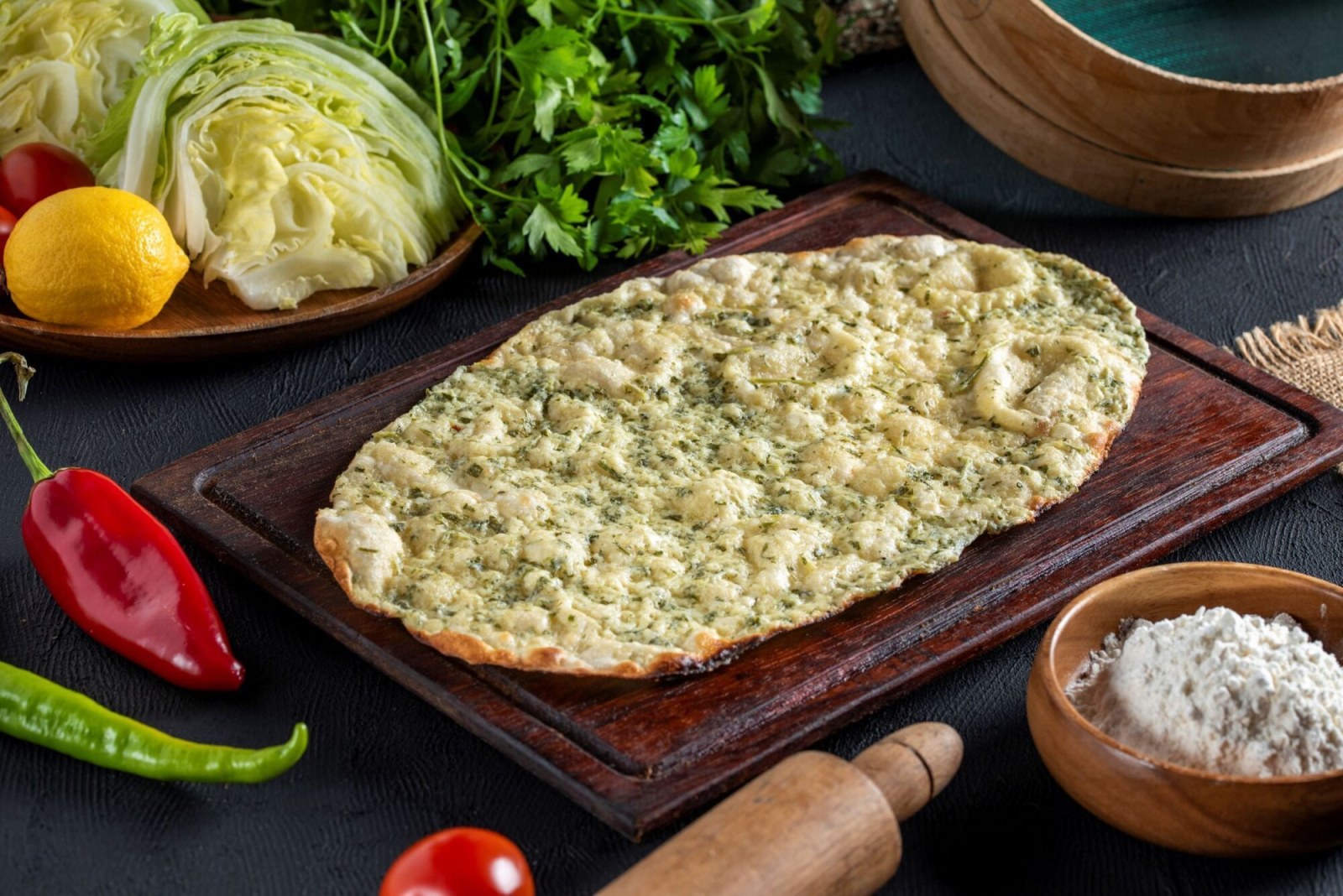 Beyaz Peynirli Lahmacun