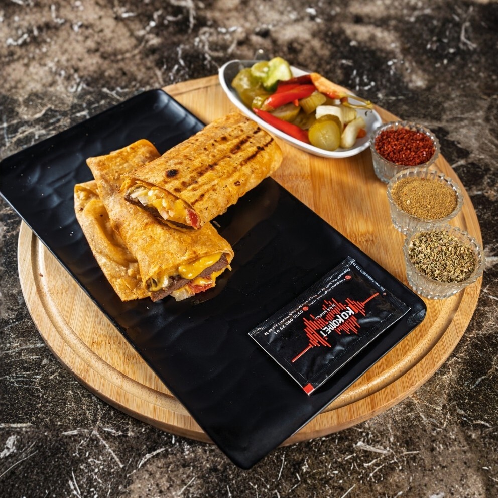 Cheddarlı Köfte Dürüm