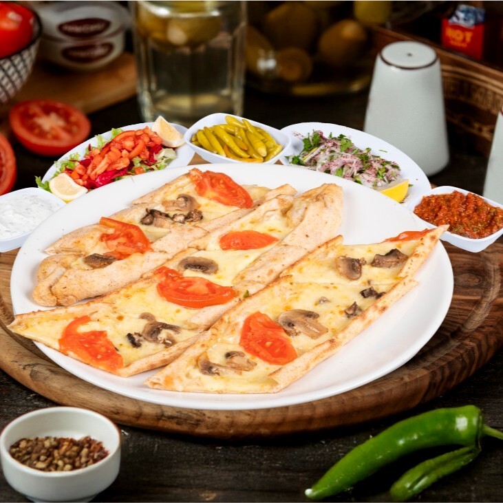 Sebzeli Pide