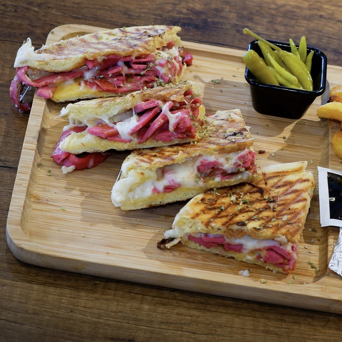 Sosisli Tost