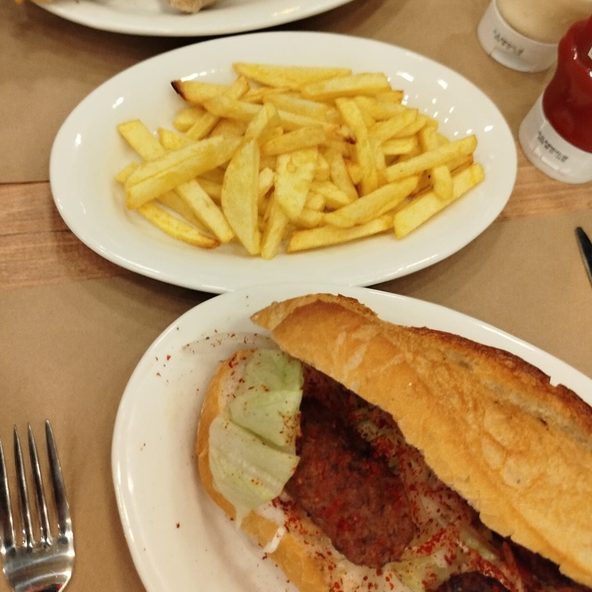 Kahuri Ekmek Arası Köfte (150 Gr.)