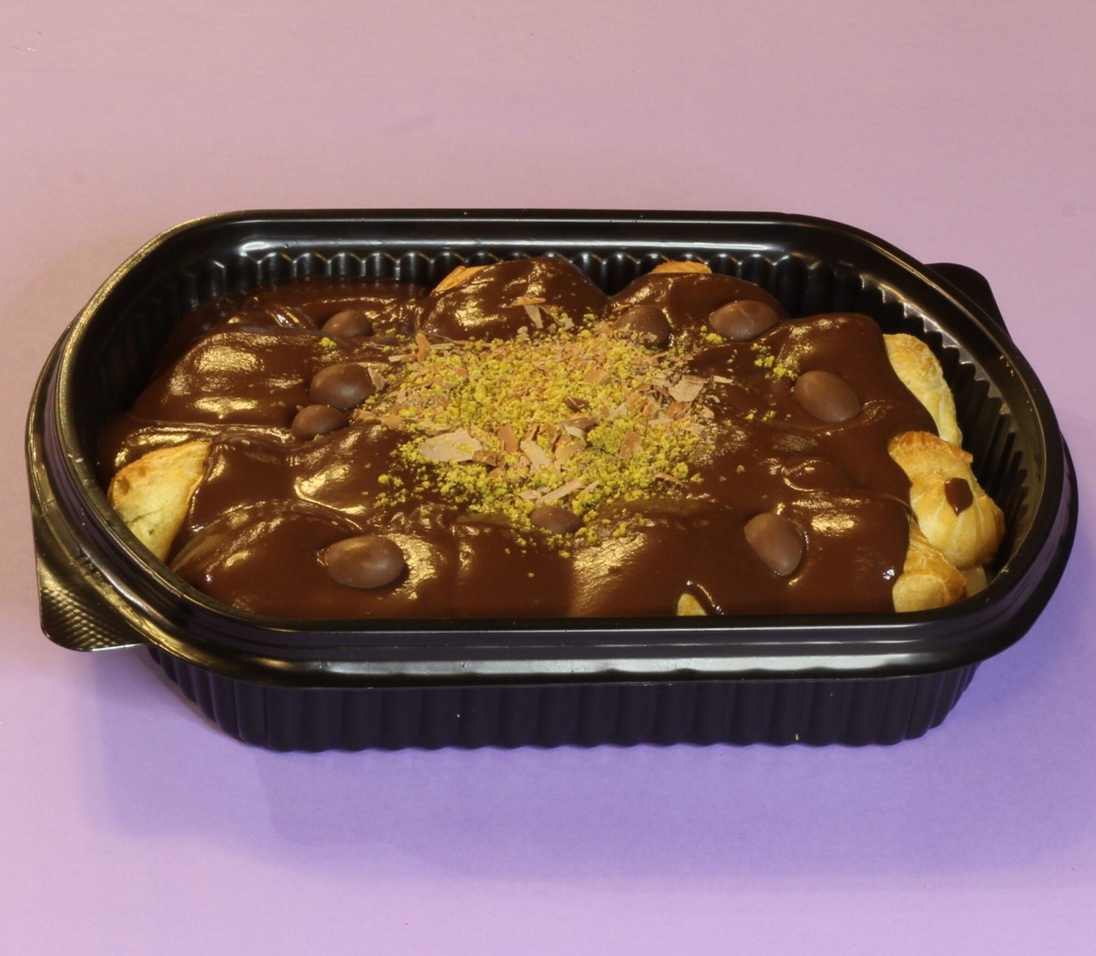 Fıstıklı Drajeli Profiterol (4 Kişilik)