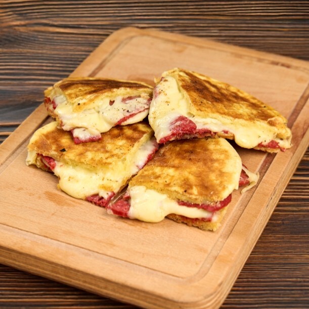 Extra Bol Malzemeli Bazlama Karışık Tost