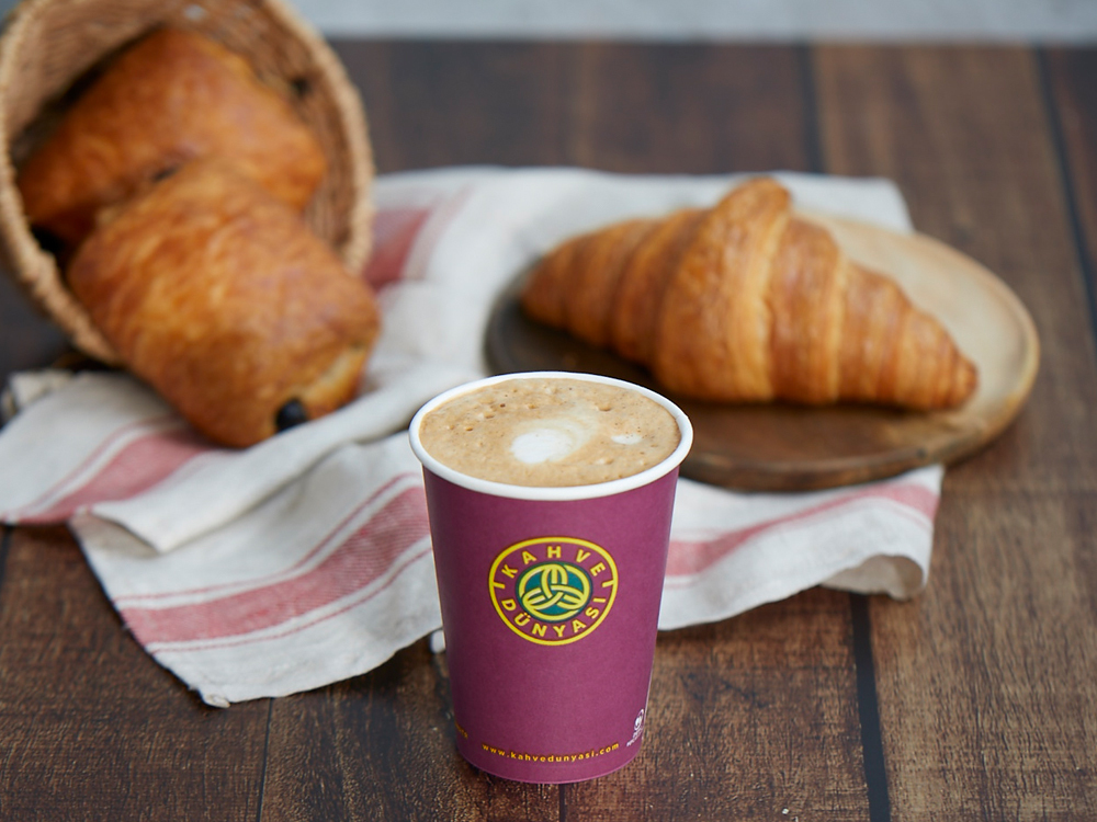 Tahinli Badem Sütlü Caffe Latte Tw