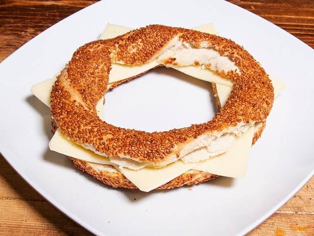 Sade Simit