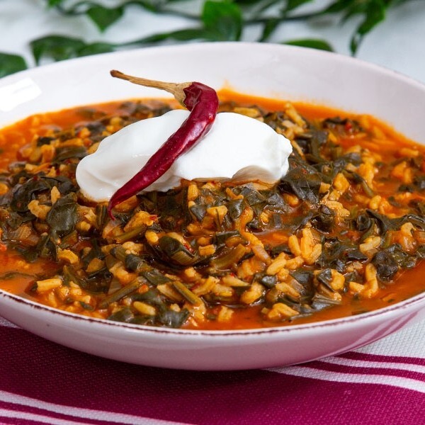 Ispanak Yemeği