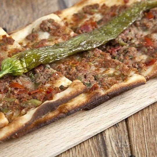 Kıymalı Pide