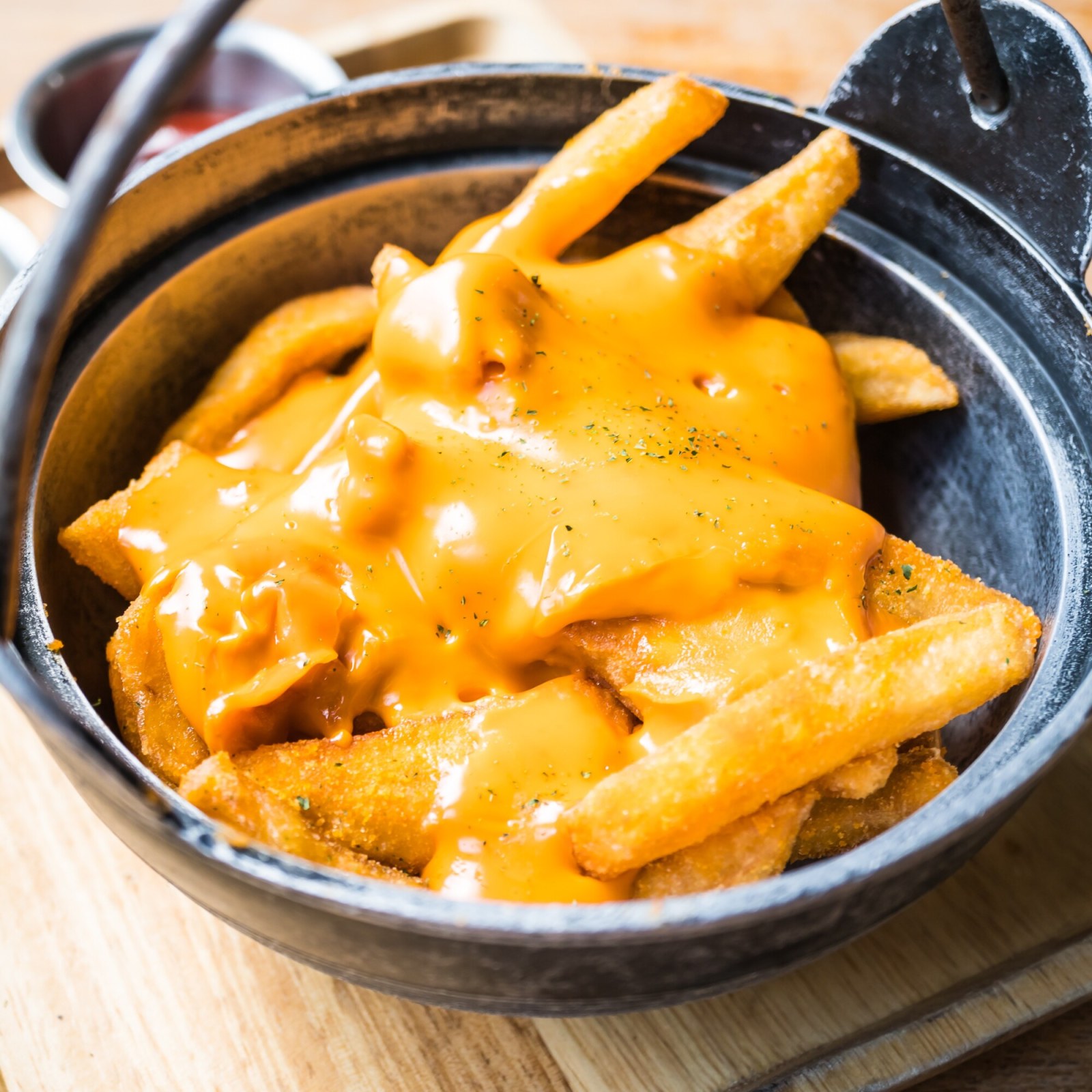Cheddar Soslu Çıtır Patates