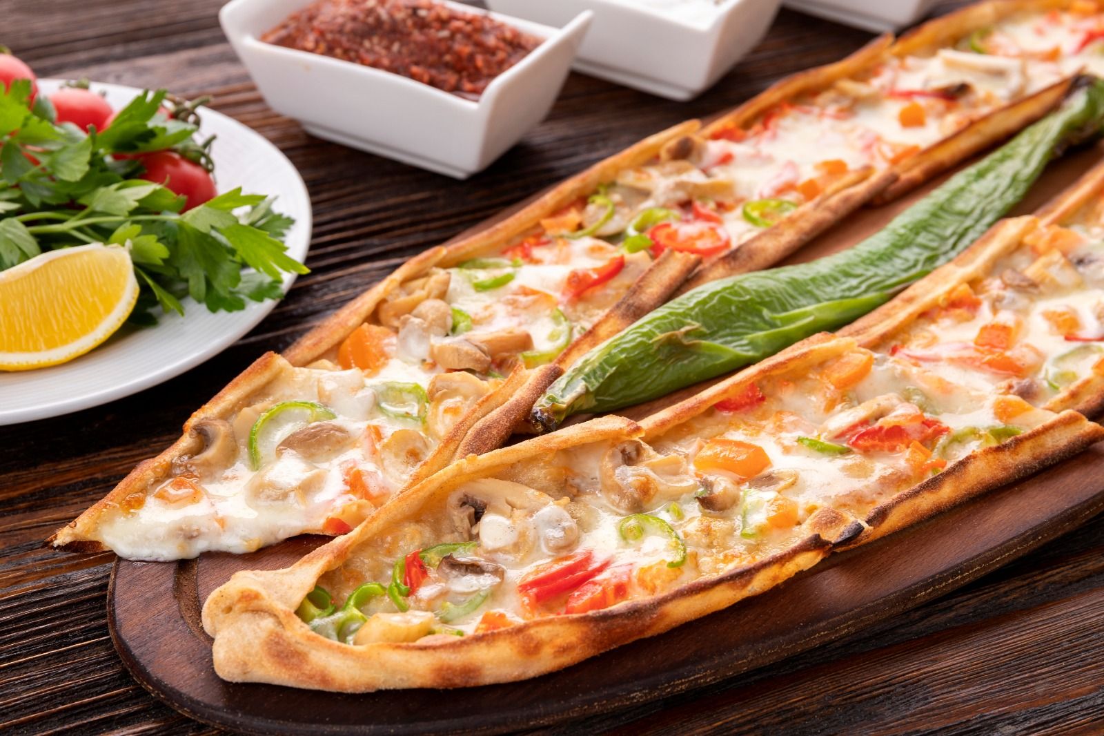 Mantarlı Pide (75-80 cm.)