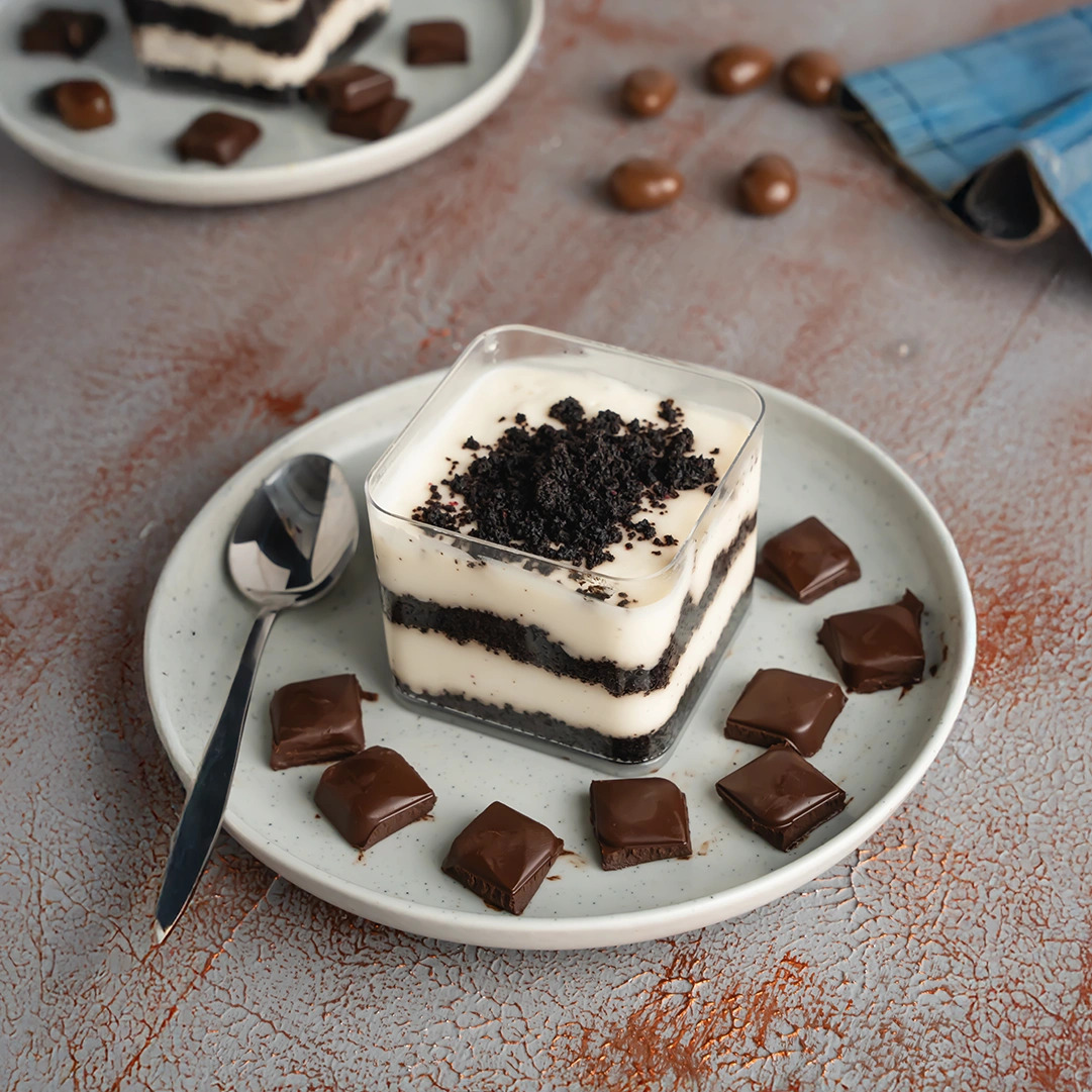 Oreo Velvet Cup Tatlı
