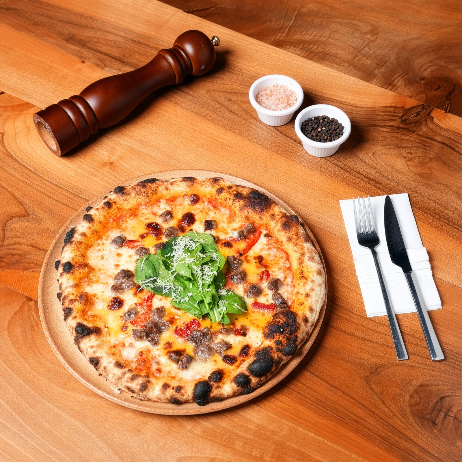 Dana Kavurma Pizza (30 cm)