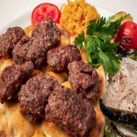 Izgara Köfte Servis