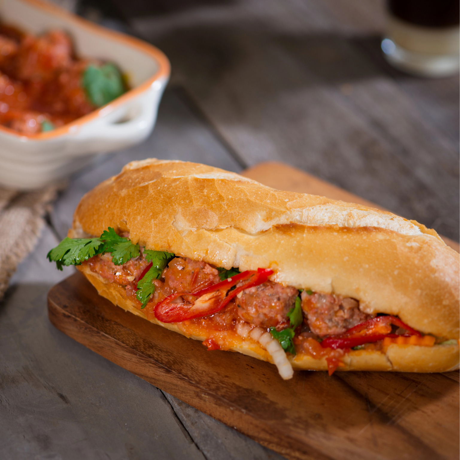 Tam Ekmek Arası Köfte