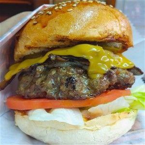 Mushroom Cheeseburger