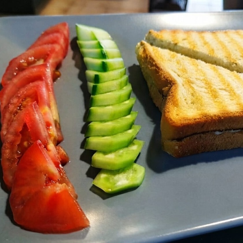 Beyaz Peynirli Tost