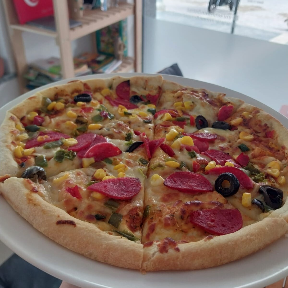 Karışık Pizza Orta Boy (30 cm)