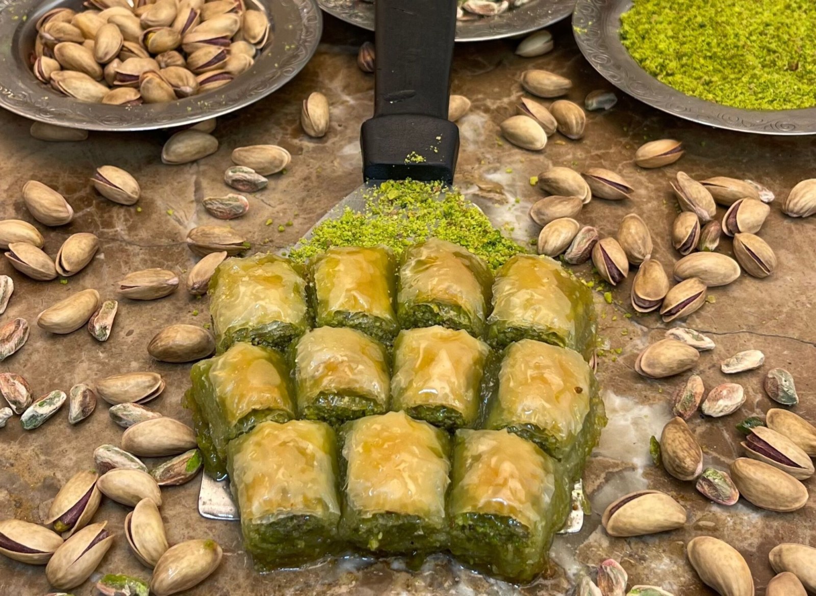 Antep Usulü Fıstıklı Özel Baklava