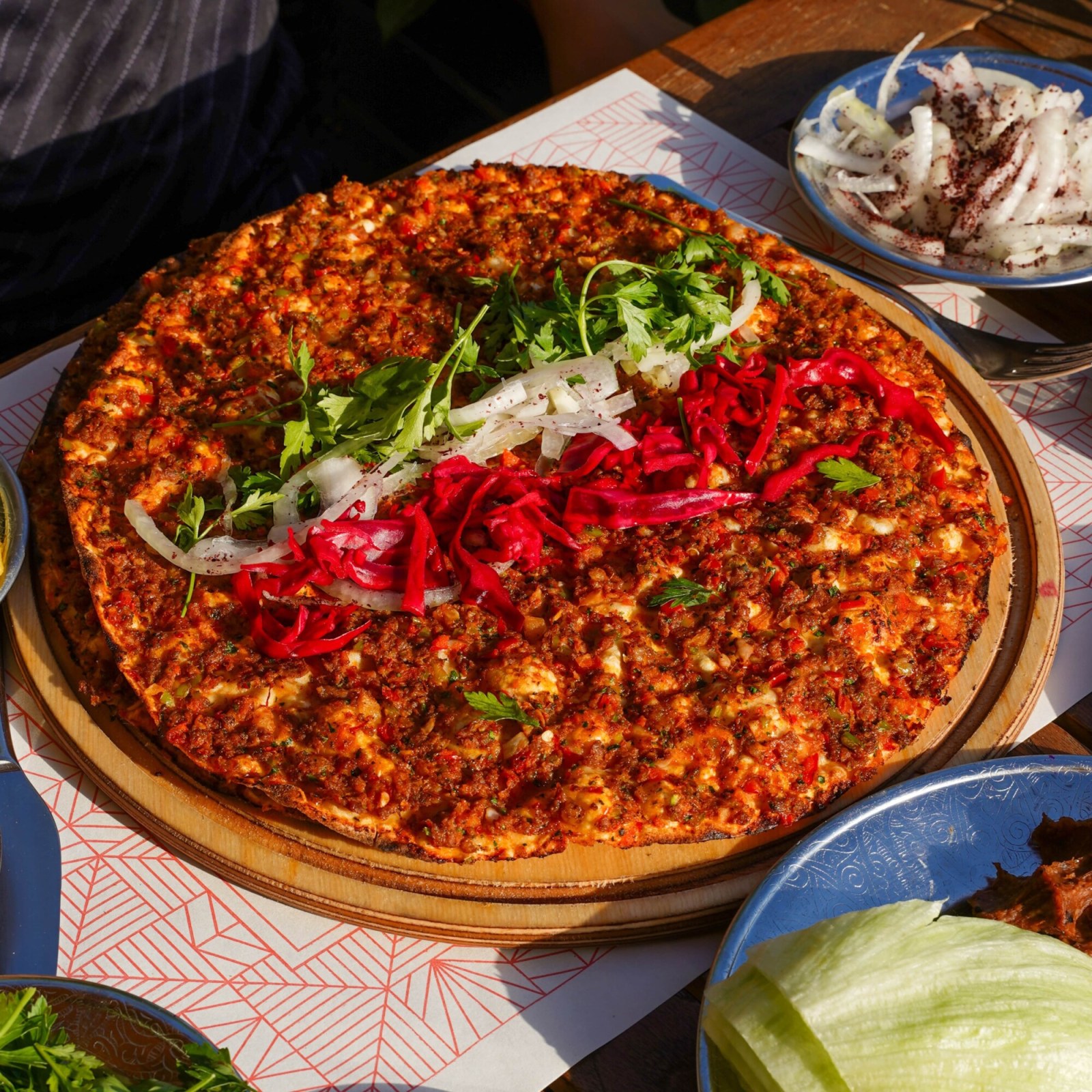 Antep Lahmacun( sarımsaklı)