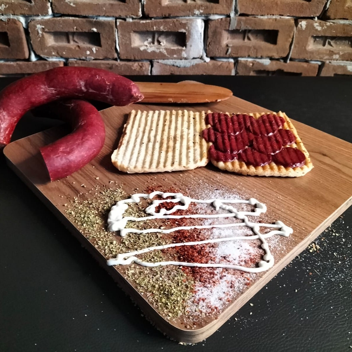 Sucuklu Yarım Ekmek Tost