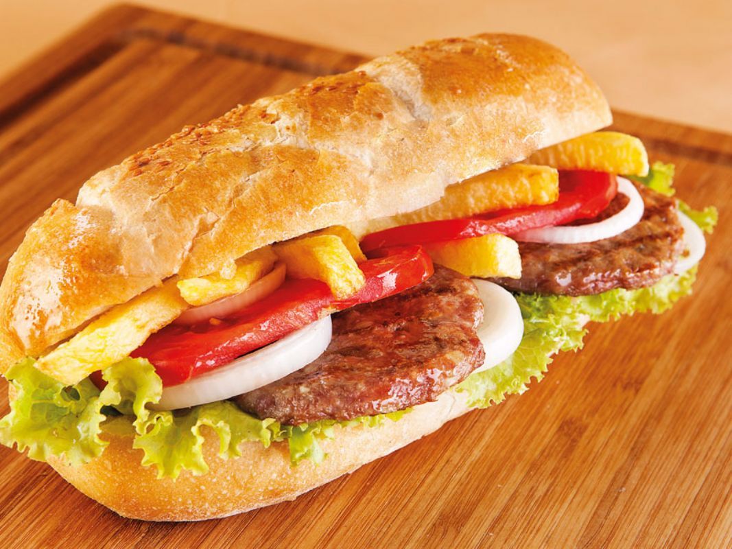 Tam Ekmek Arası Kasap Köfte