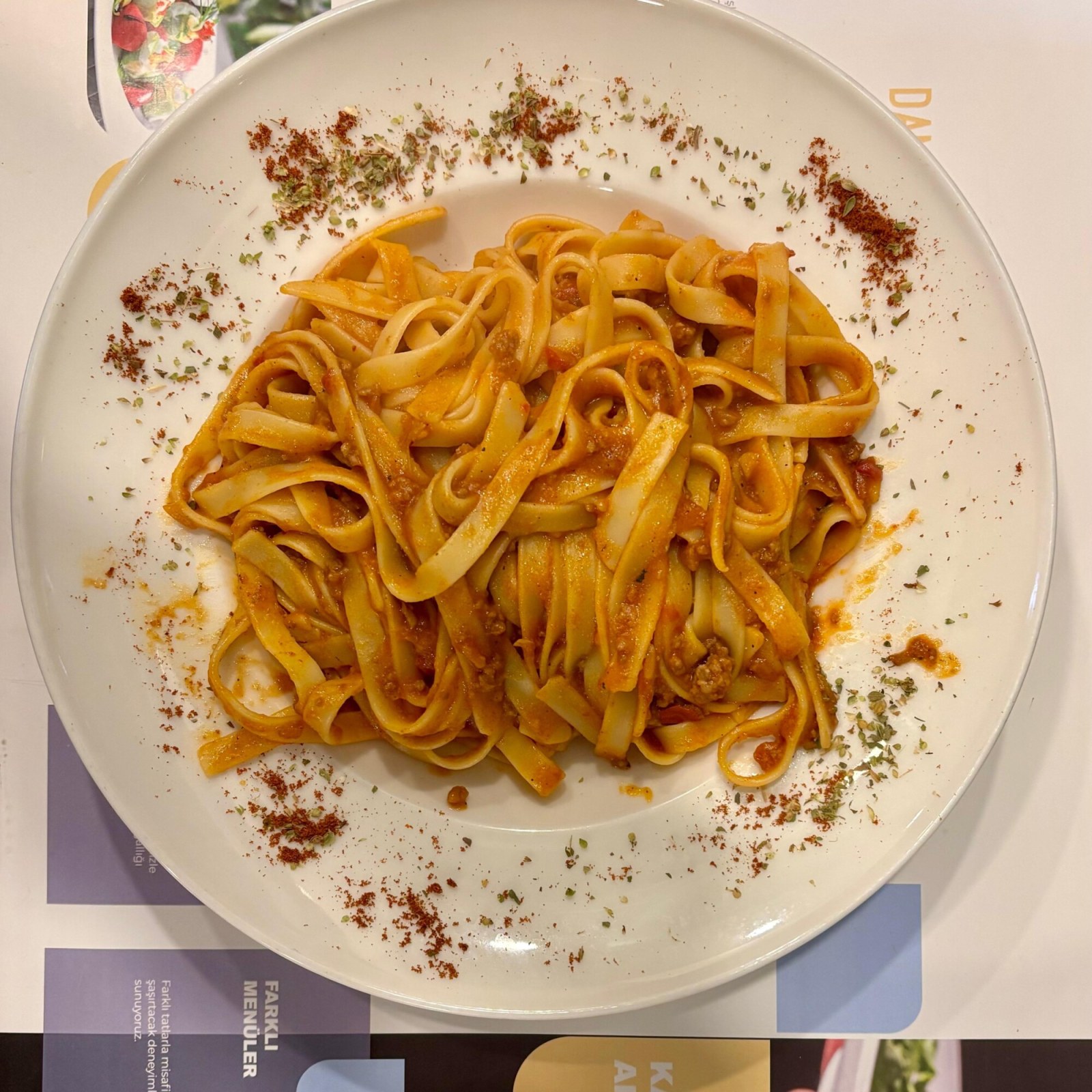 Bolognese Soslu Fettuccine