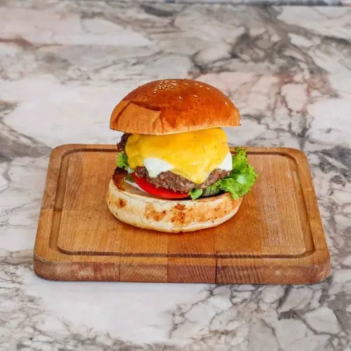 Sandviç Ekmeğine Cheeseburger