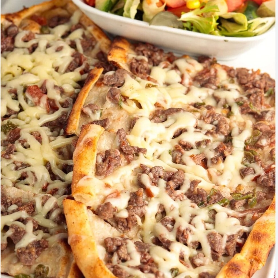Kuşbaşı Kaşarlı Mantarlı Pide