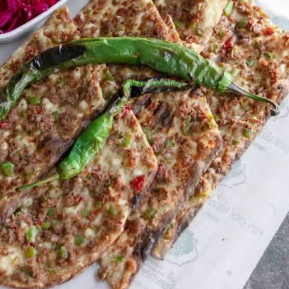 Kıymalı Pide