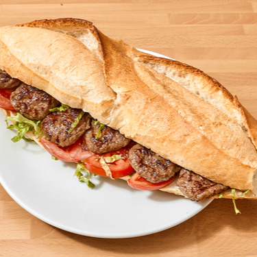 Tam Ekmek Arası Köfte