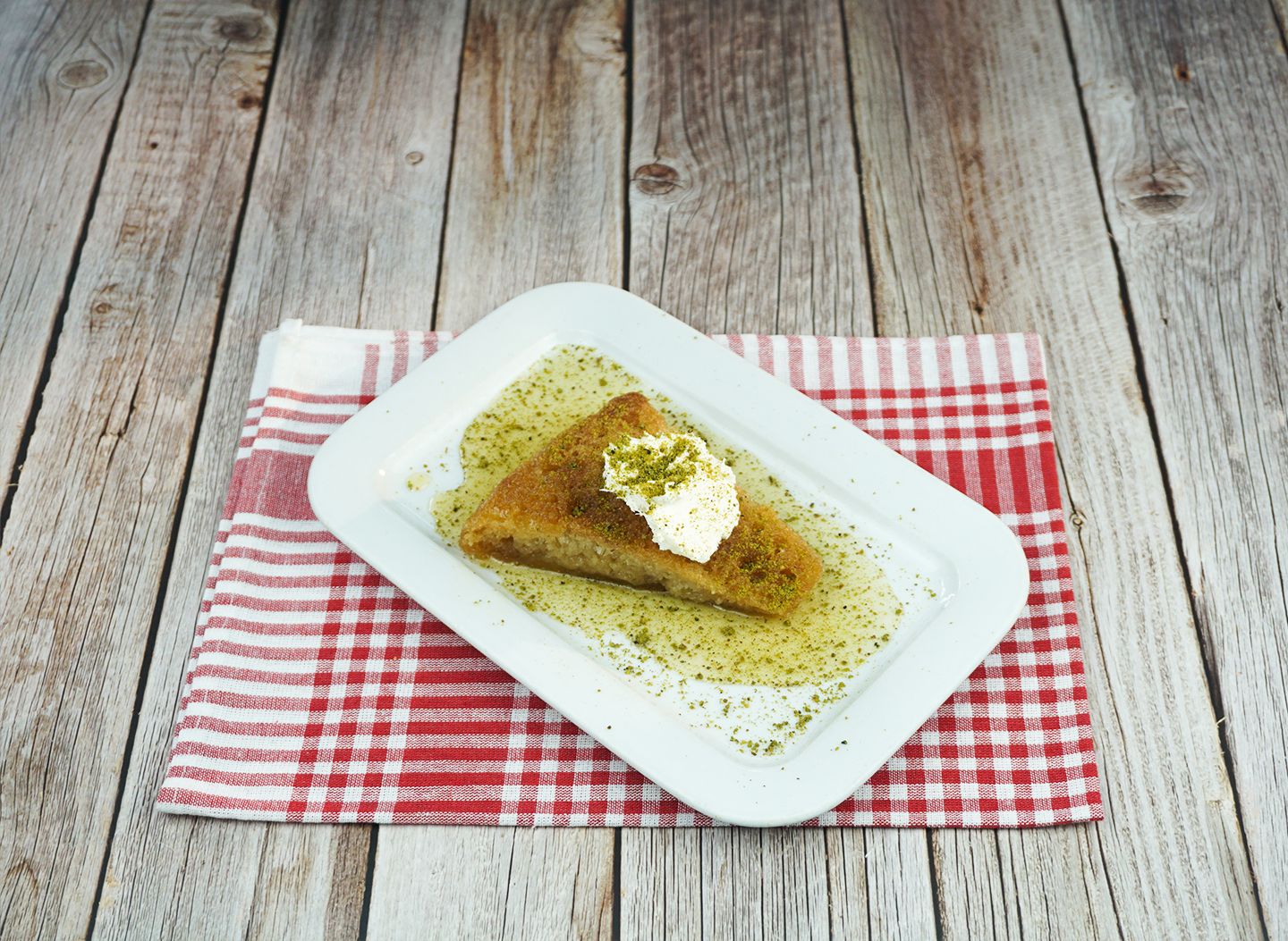 Kaymaklı Ekmek Kadayıfı