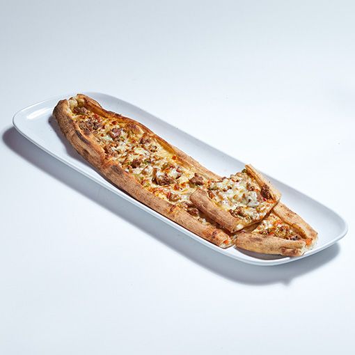 Kuşbaşılı Kaşarlı Pide