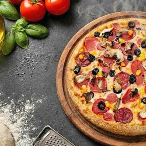 Festival Pizza Şöleni (Orta Boy)VIP Line Sos Sucuklu Sosisli Mısırlı VIP Gurme Pizza