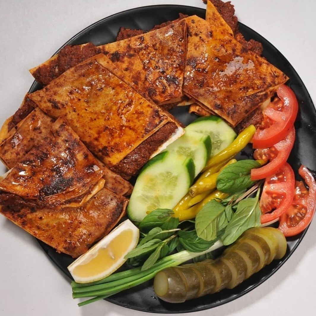 Katmer Çiğ Köfte