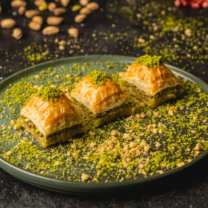 Kare Dilim Fıstıklı Baklava