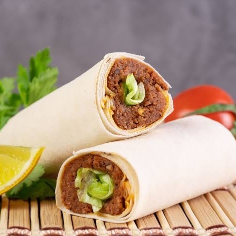 El Yapımı Cevizli Mega Çiğ Köfte ( 120 Gr )