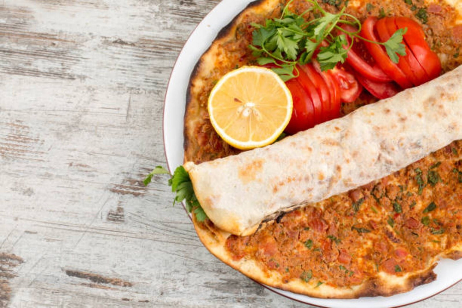 2'li Lahmacun + Coca-Cola Menü (250ml.)