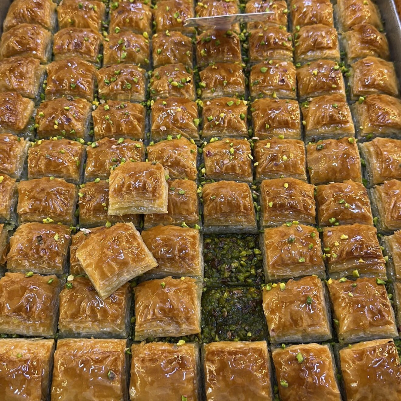 Fıstıklı Baklava Tereyağlı (1 Kg)