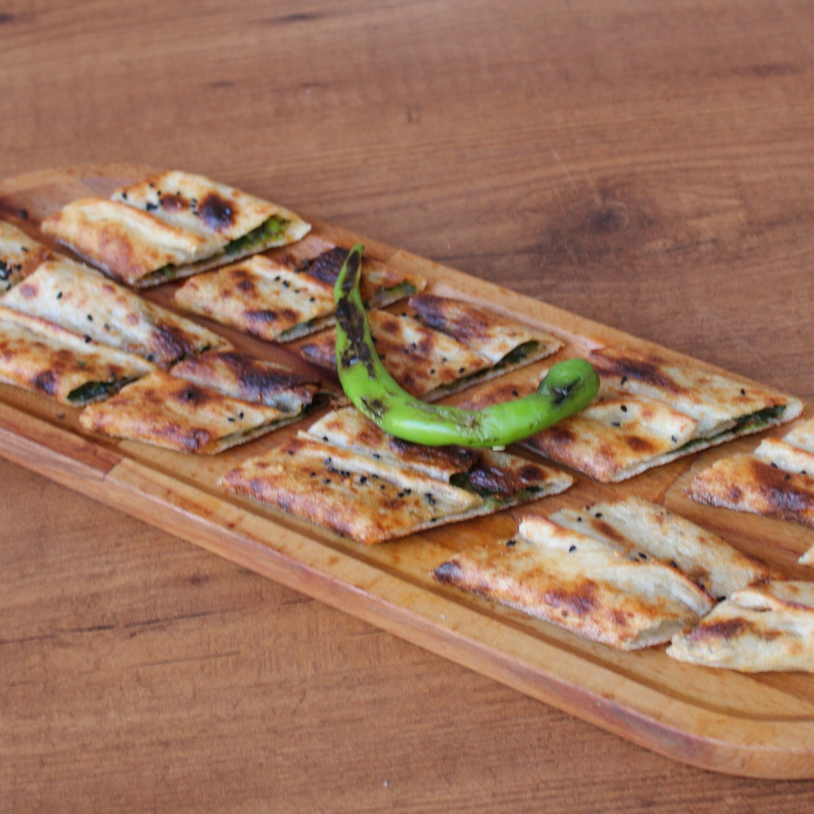 Ispanaklı Pide (Kapalı)