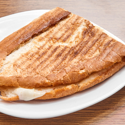 Kaşar Domatesli Tost