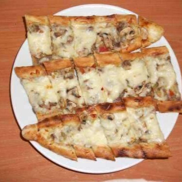 Mantarlı Açık Pide
