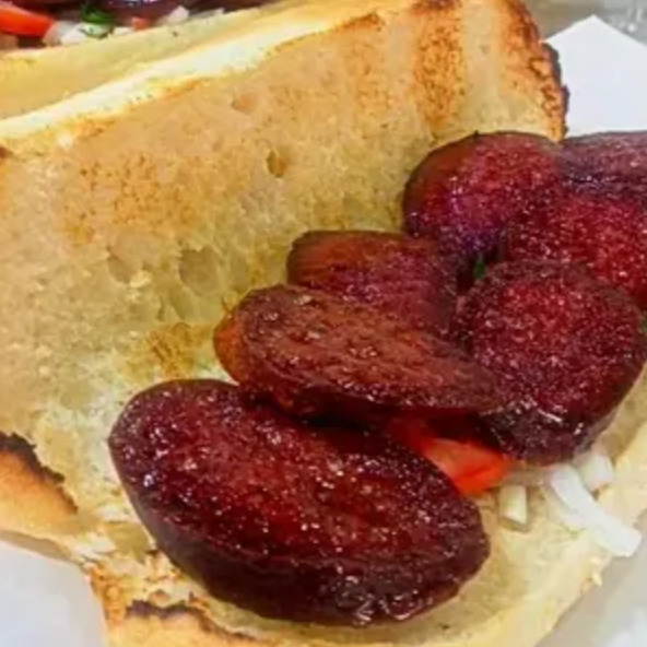 Ekmek Arası Dana Sucuk