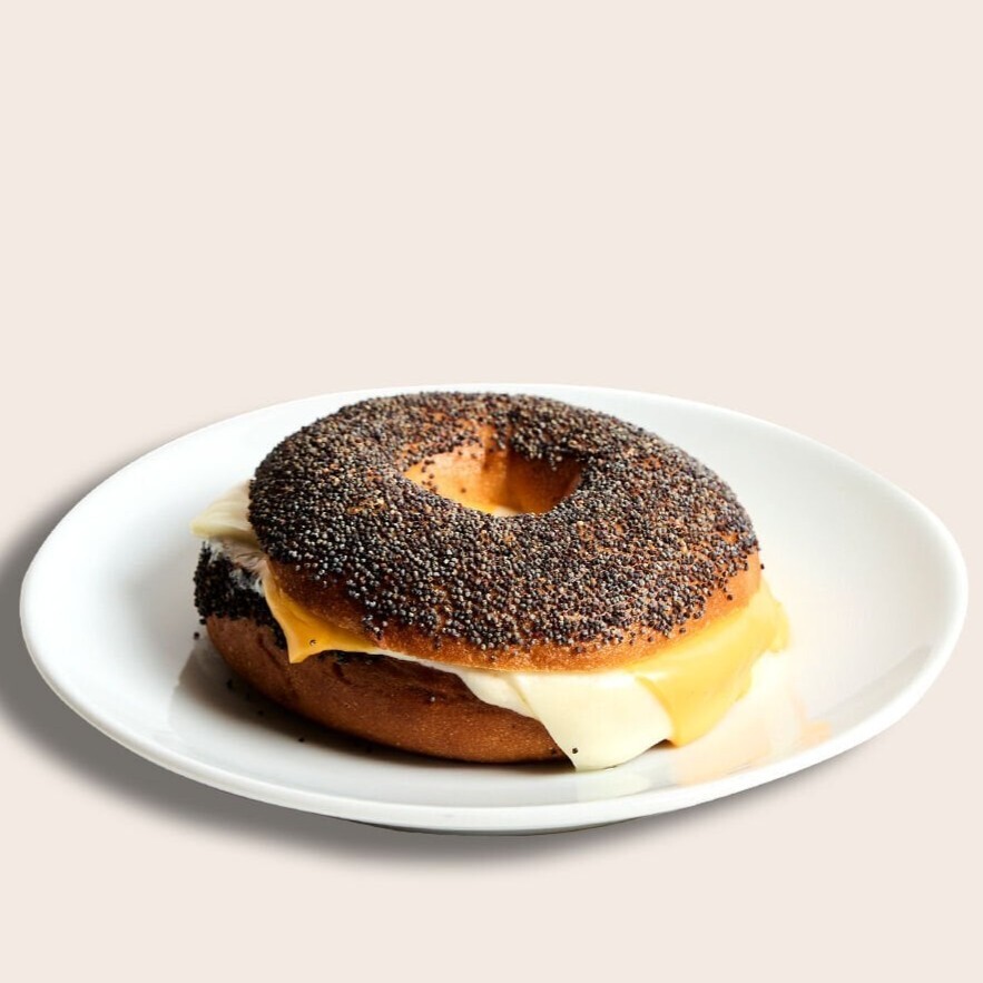 Bagel La Vegas Üç Peynirli