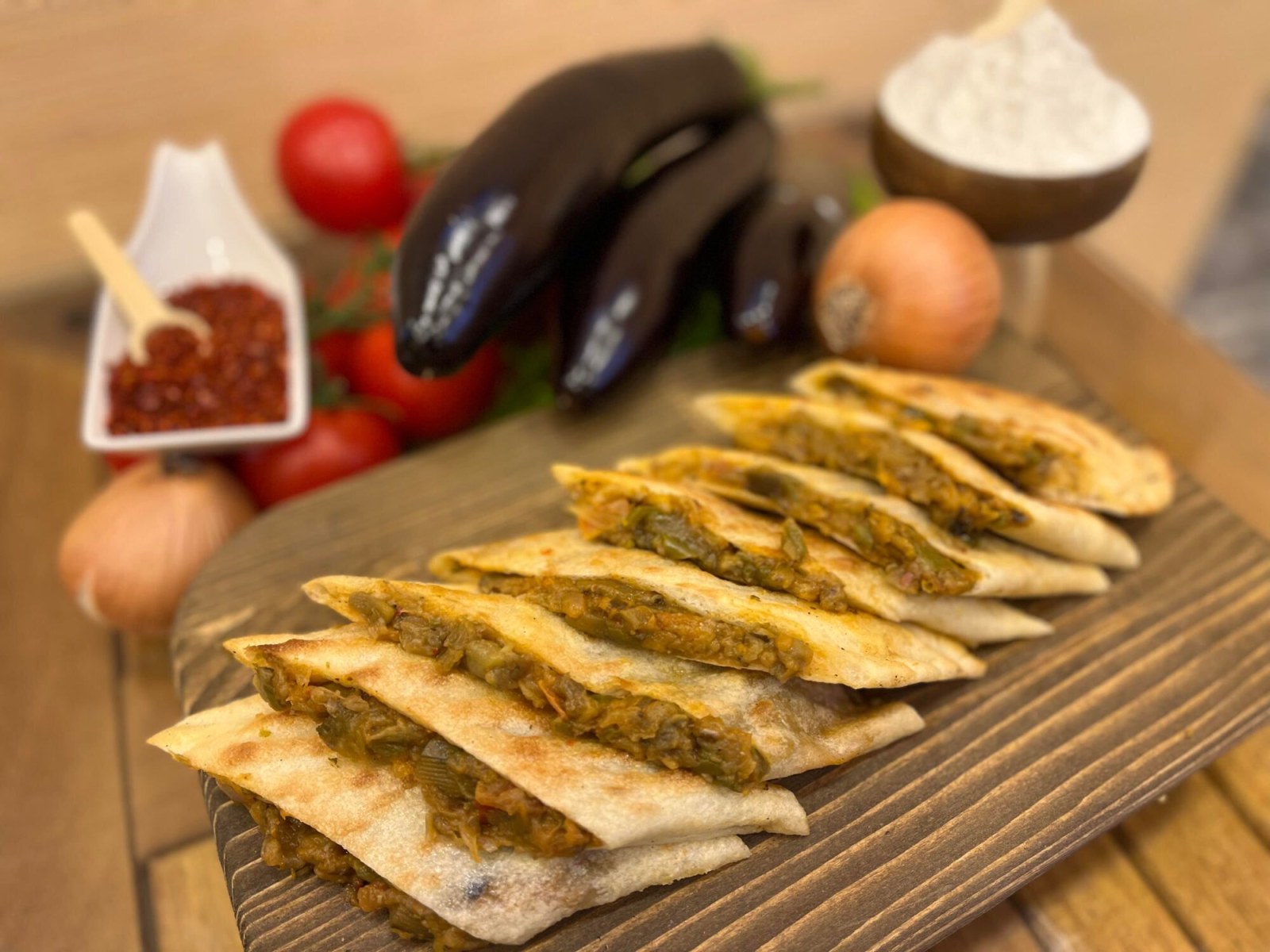 Patlıcanlı Kır Pidesi (Yepyeni)