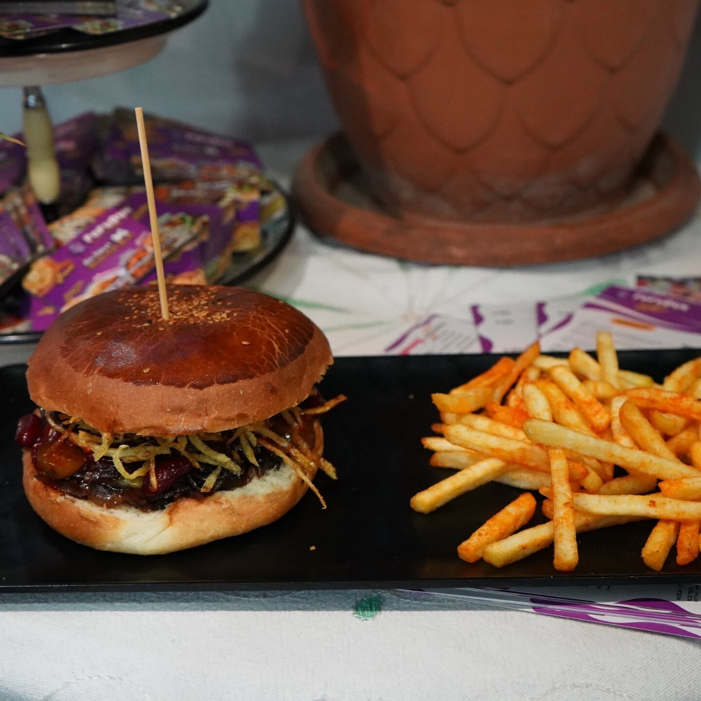 Lav Meksika Burger (90 g) + Patates