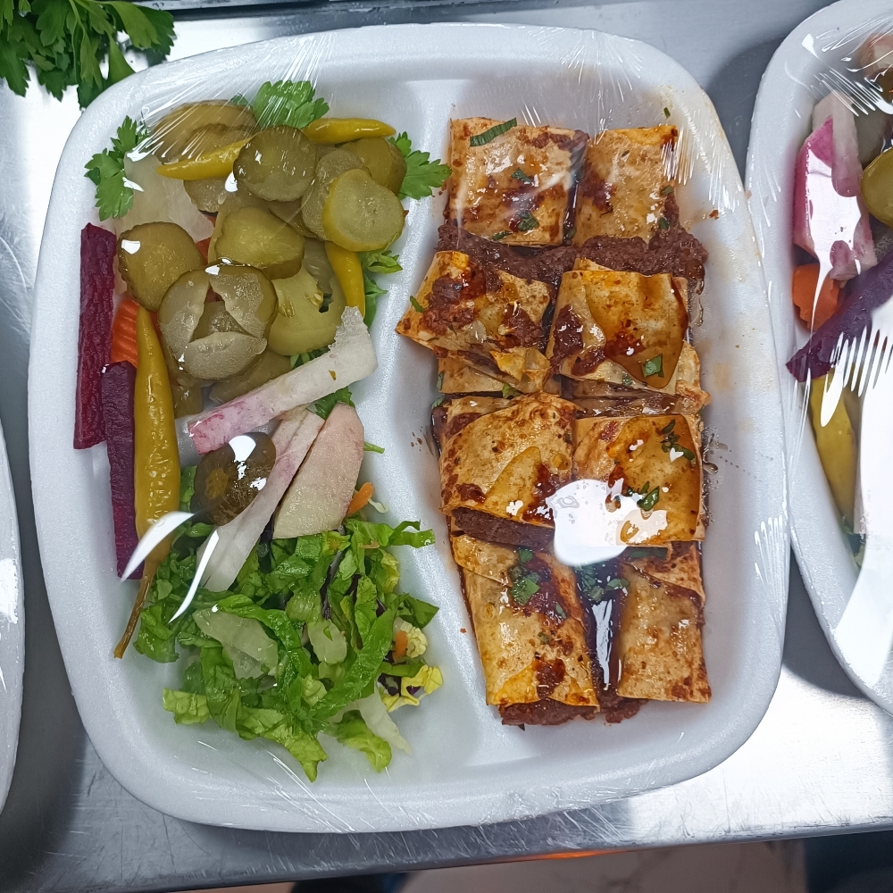 Burma Çiğ Köfte Servis