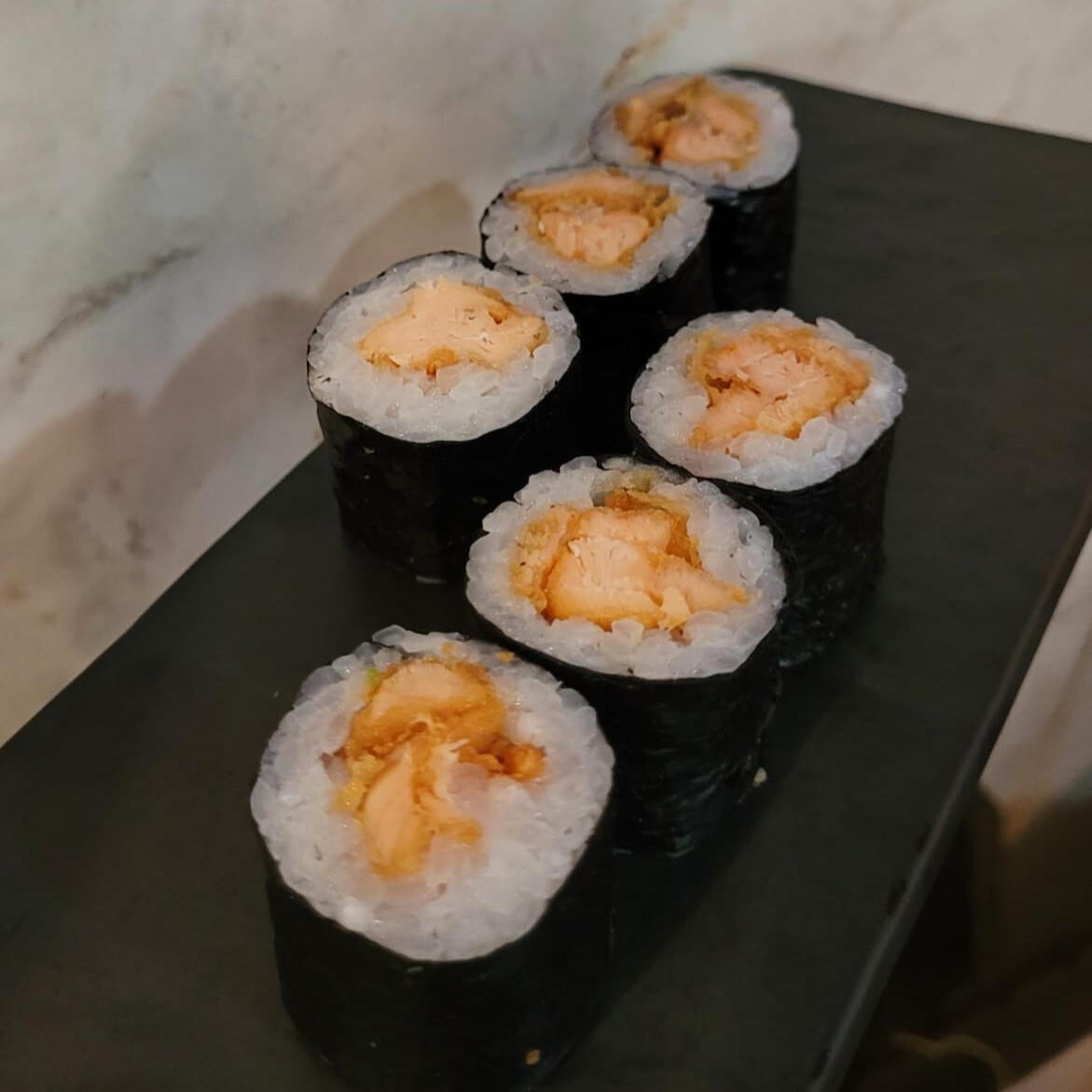 Sake Tempura Maki