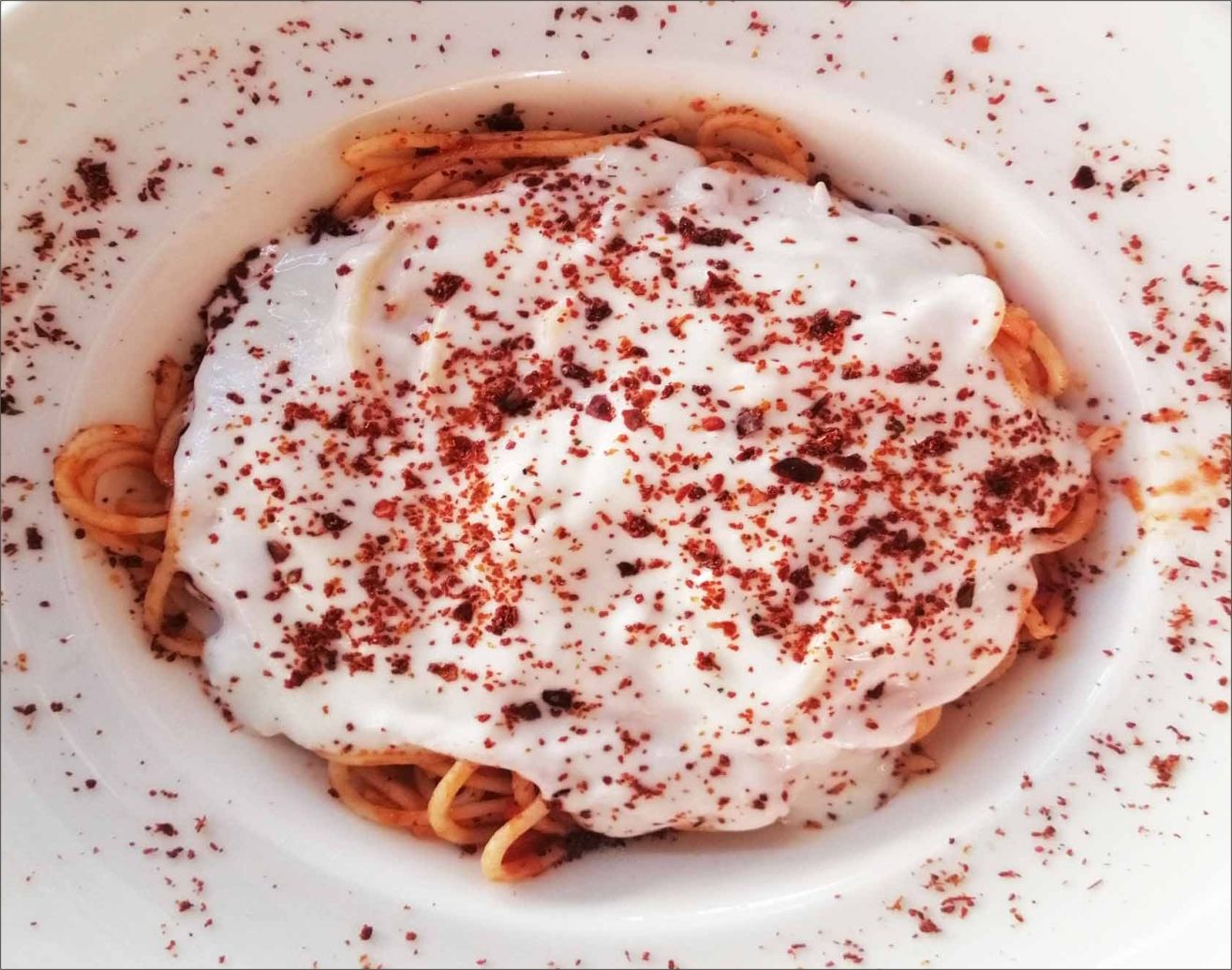 Turkısh Sspaghettı / Yoğurtlu Soslu Spagetti