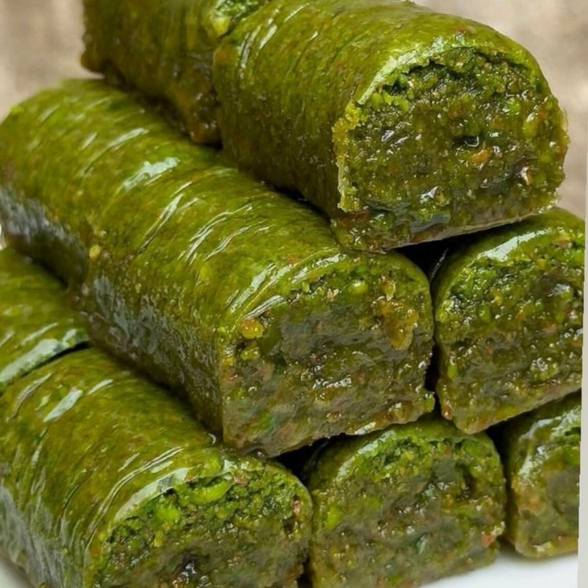Fıstıklı Sarma (1 kg)